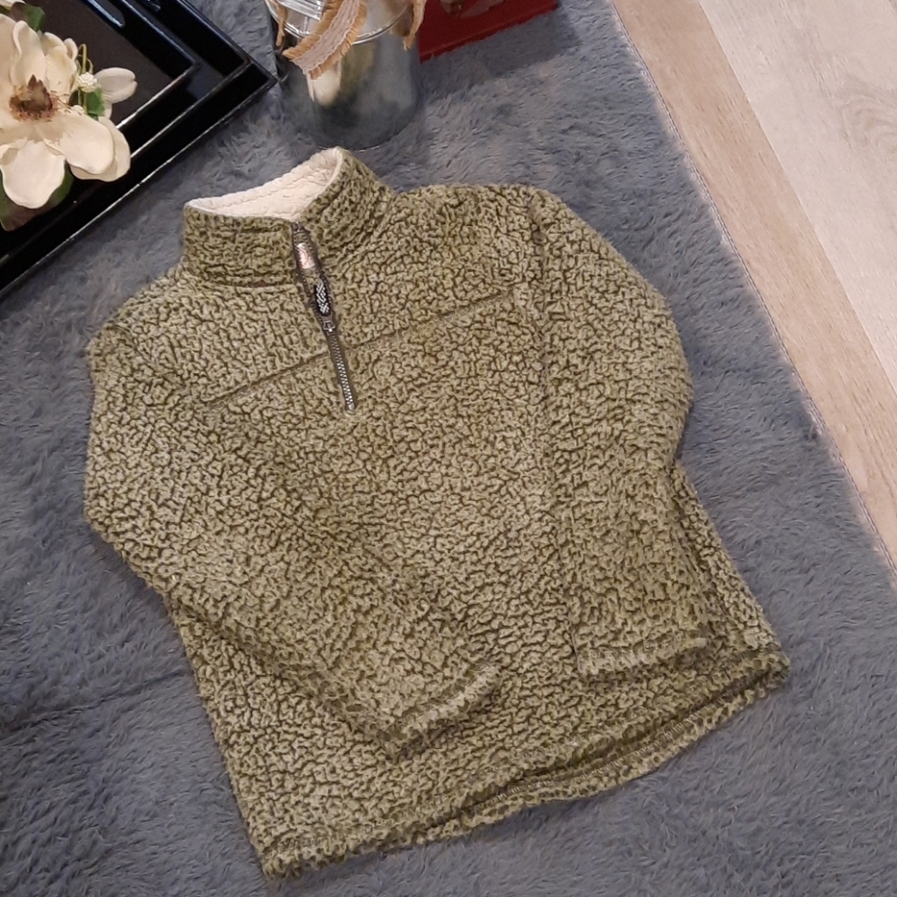 Kids pullover size 10/12